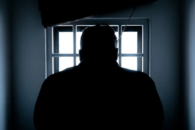 AI posłało mężczyznę do więzienia. Był niewinny