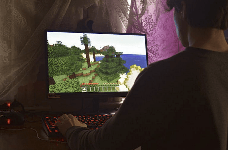 Złota era PC: Raport GDC 2025 ujawnia dominację komputerów osobistych