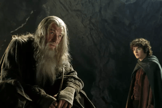 Powrót legend: McKellen zdradza, że Gandalf i Frodo są w scenariuszu nowego LOTR