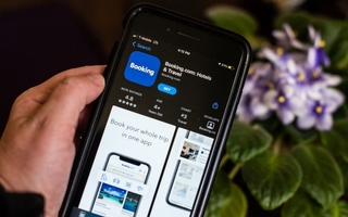 UOKiK ukarał Booking.com: co dostaniesz i jak to sprawdzić?
